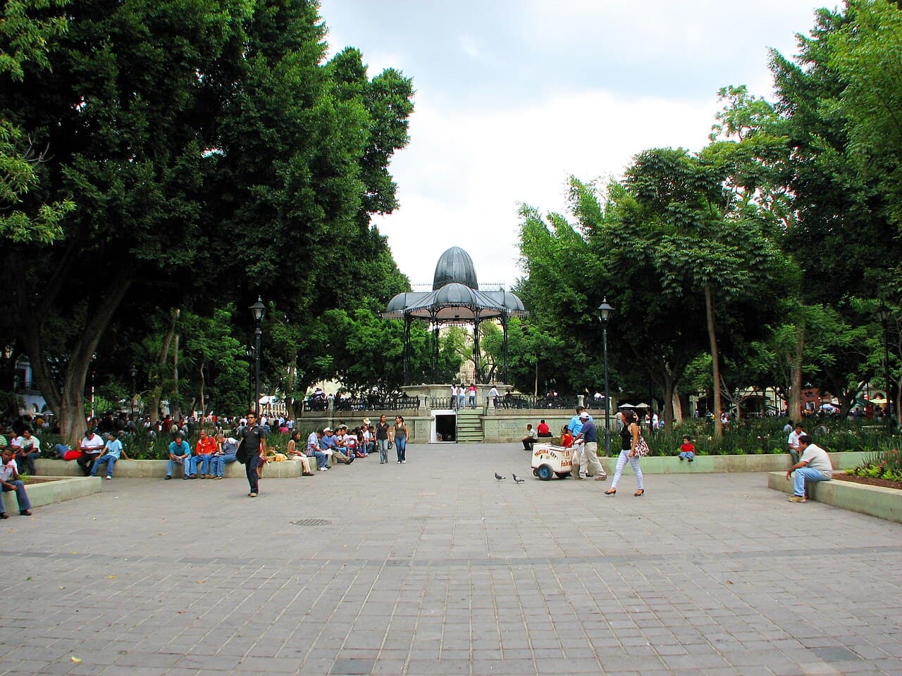 メキシコ・オアハカの旧市街ソカロ(中央広場)